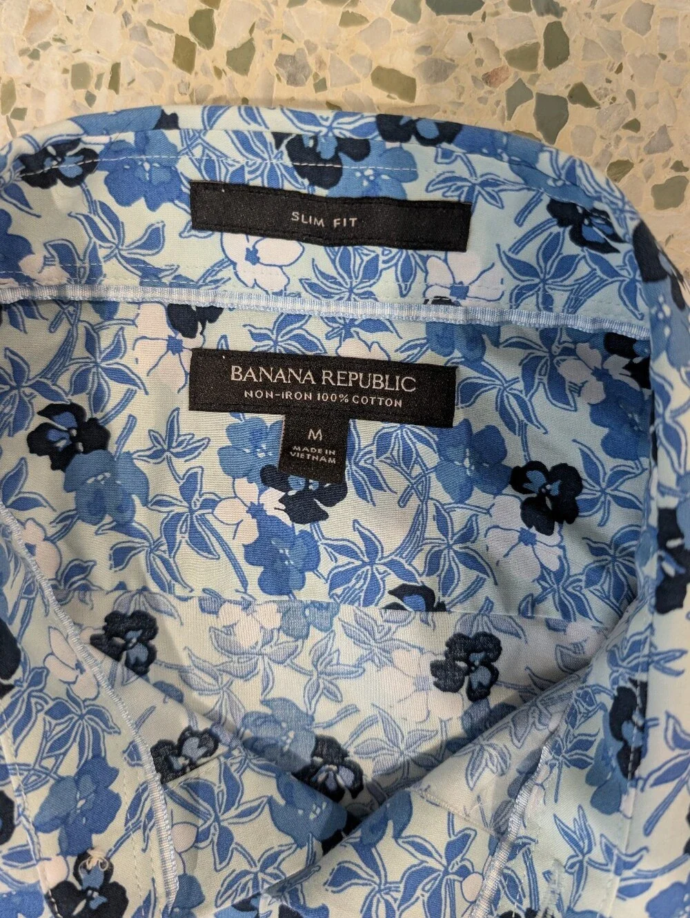 Banana Republic Light Blue and White Floral Button-Down Shirt